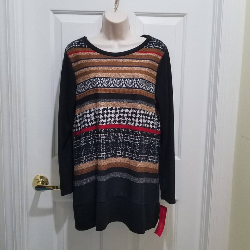 NWT Long Sleeve top by Sunny Leigh